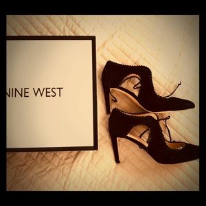 New! Nine West Hypatia Scalloped Mary Janes- 8